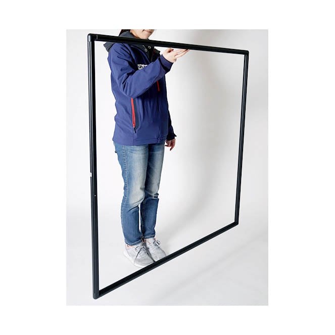 ※超軽量なフレームです。（42x42インチサイズ）