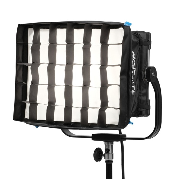 イナン出品 NANLITE(ナンライト) Alien 150C LED RGBWW パネルライト(Alien