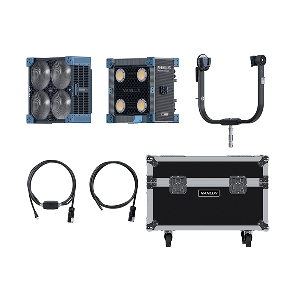 NANLITE(ナンライト) NANLUX Matrix 2500C フライトケースキット スポットライト 2500W フルカラー 電動フレネルレンズ付属 Matrix 2500C KIT