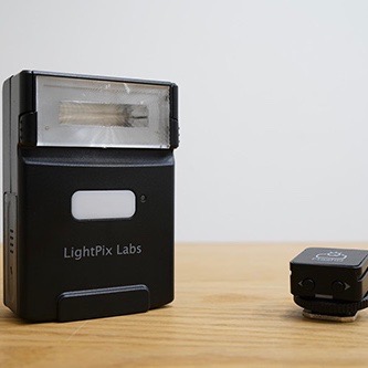 【GIN-ICHIスタッフブログVOL.34】超小型ストロボで、ライティングをもっと自由に!